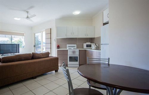 Serviced 4*